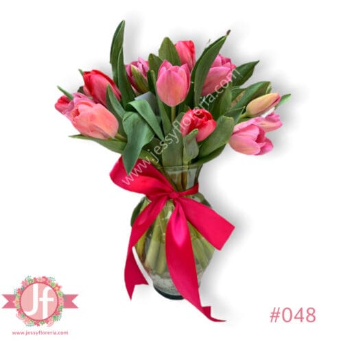 Florero con 20 Tulipanes - Pedir con un día de anticipación