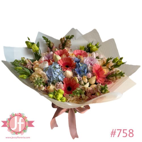 758-bouquet-fino-con-hortensias-lisianthus-rosas-gerberas-y-follajes