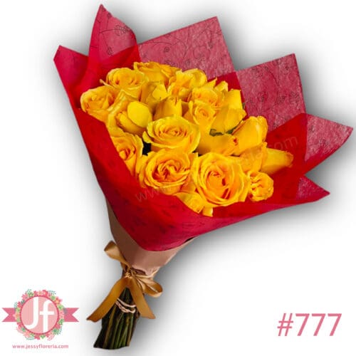 777-bouquet-24-rosas-amarillas-con-papel-rojo